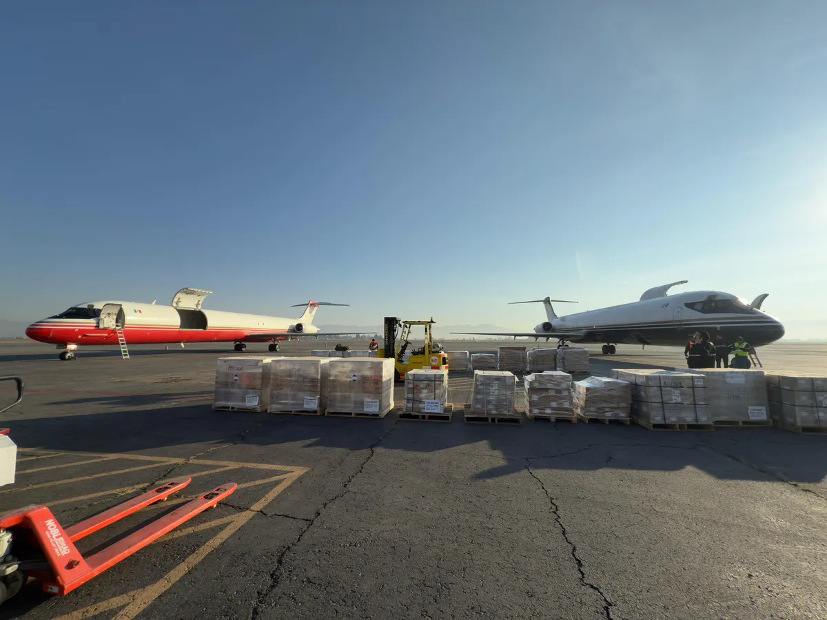 Ramp operations with cargo pallets